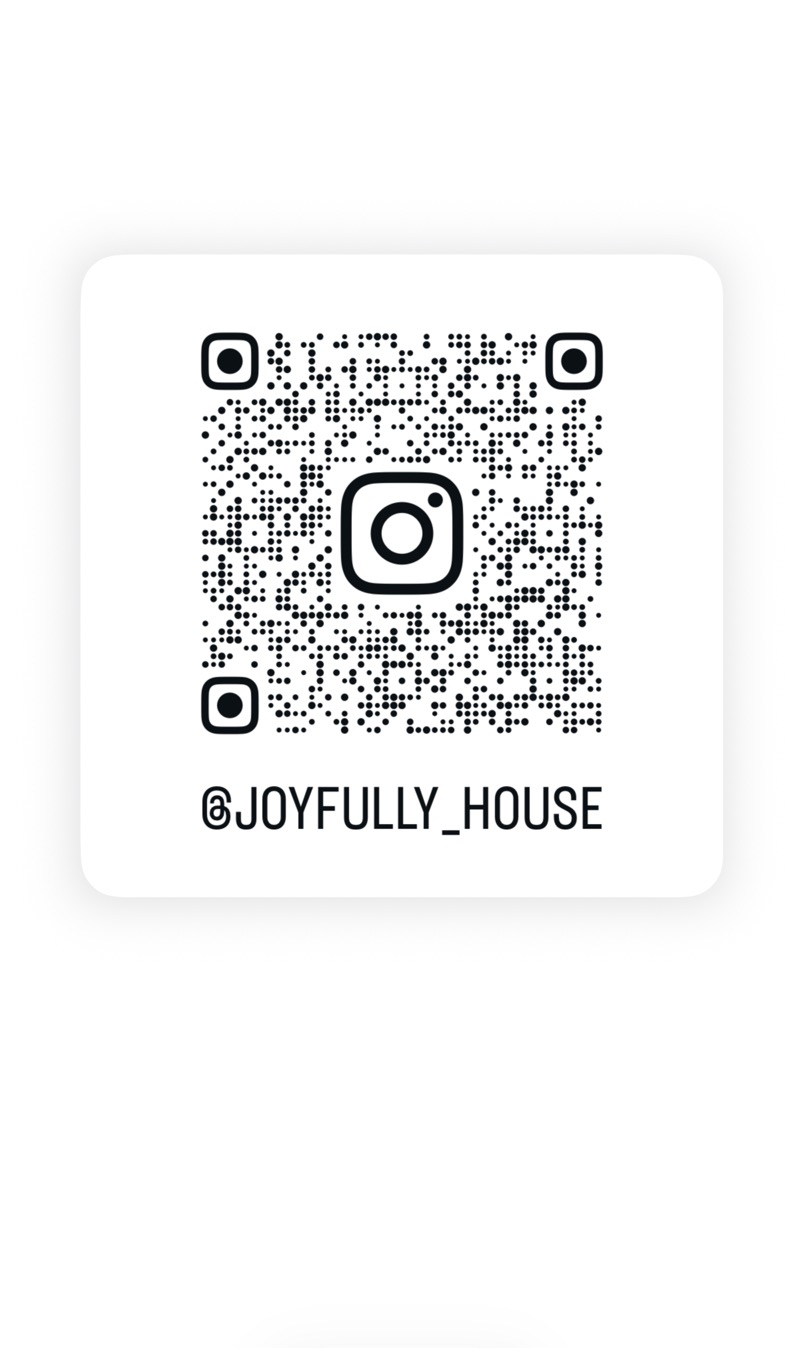 Instagram QR code for @joyfully_house